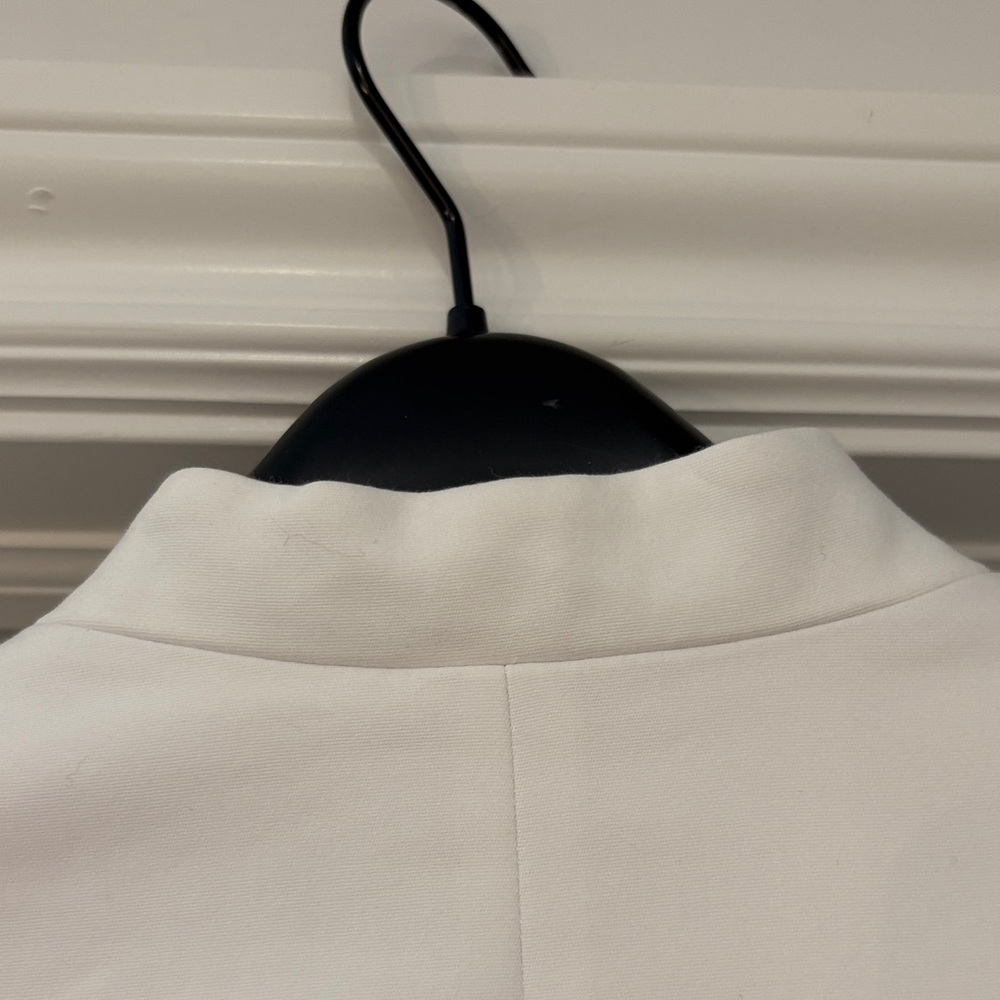 Alice + Olivia Elegant Cream Blazer - Picture 5 of 5